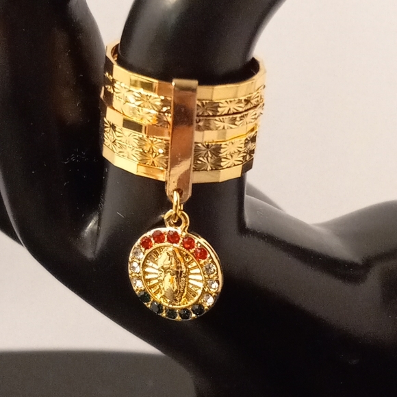 LAST ONE Virgen Guadalupe Semanario Woman Ring Gold Layered/ Oro Laminado NWOT - Picture 3 of 10
